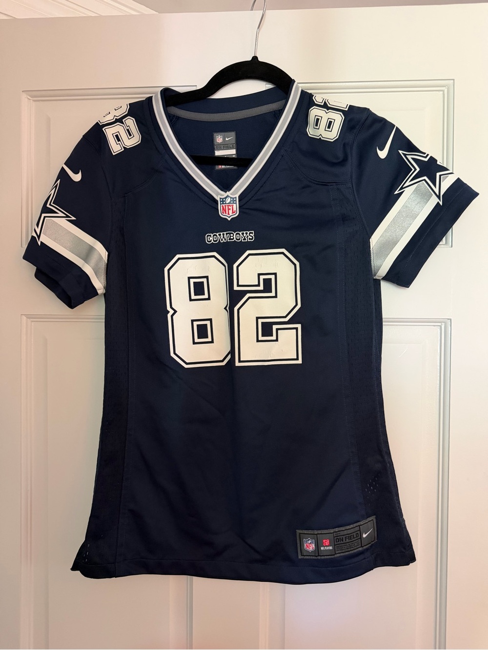 Nike Women’s Dallas Cowboys Navy #82 Fan Jersey
